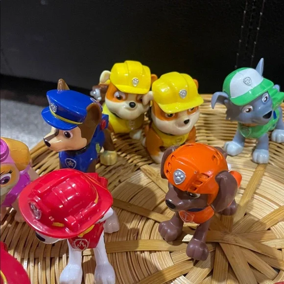 Colorful Paw Patrol Action Figures Set - Picture 3 of 5